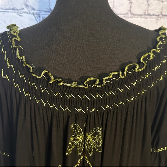 Urban Mango XL Green & Black Embroidered & Beaded Top - Picture 6 of 7